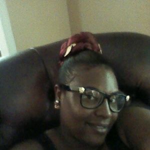 Meet your Posher, Chanel